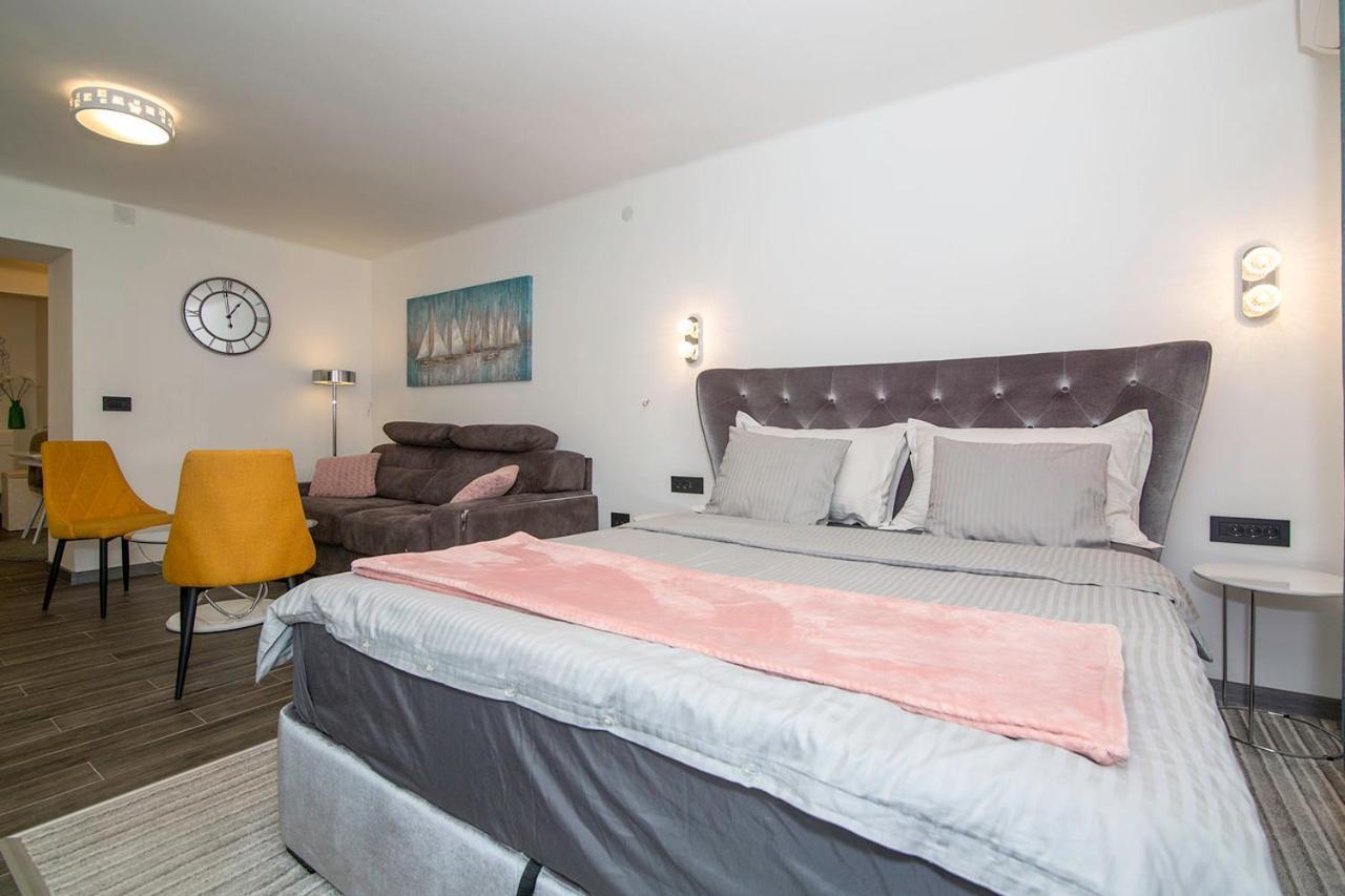 City Center Apartment ベオグラード エクステリア 写真
